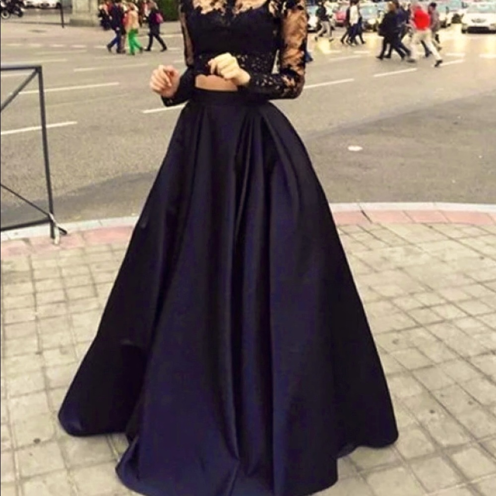 **RED 2 Piece Ball Gown Prom Dress